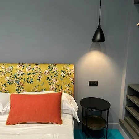 Deluxe Affittacamere 4*